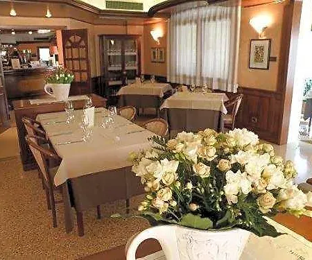 Monica Prata Di Pordenone