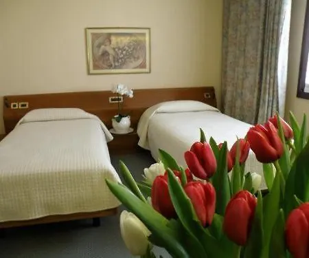 Monica 3* Prata Di Pordenone