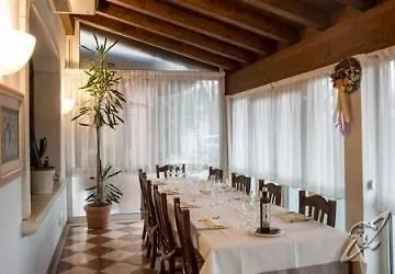 Monica Prata Di Pordenone